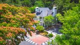 <b>The Bergson, BW Signature Collection Exterior</b>. Images powered by <a href="https://iceportal.shijigroup.com/" title="IcePortal" target="_blank">IcePortal</a>.