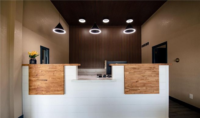 SureStay by Best Western Forsyth Lobby