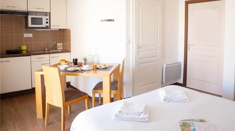 <b>Comfort Aparthotel Mutzig Portes d'Alsace Room</b>. Images powered by <a href="https://iceportal.shijigroup.com/" title="IcePortal" target="_blank">IcePortal</a>.