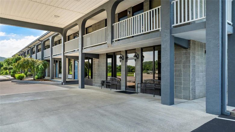 Quality Inn Exterior. Images powered by <a href="https://iceportal.shijigroup.com" target="_blank" rel="noopener">Ice Portal</a>.