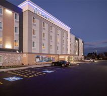 Everhome Suites Rochester Greece Exterior