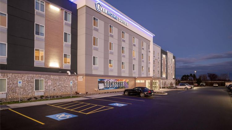 Everhome Suites Rochester Greece Exterior