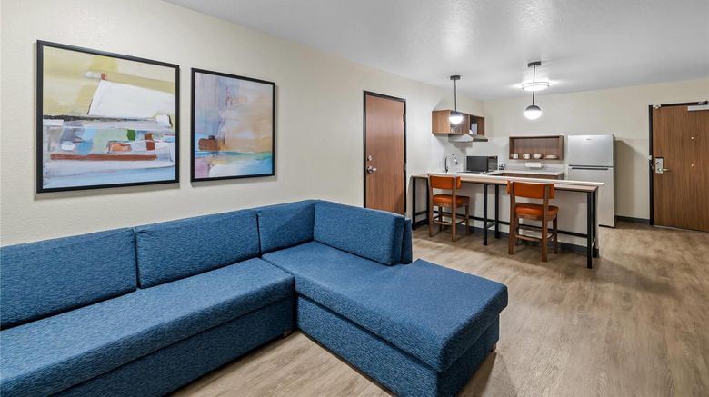<b>Everhome Suites Rochester Greece Suite</b>. Images powered by <a href="https://iceportal.shijigroup.com/" title="IcePortal" target="_blank">IcePortal</a>.