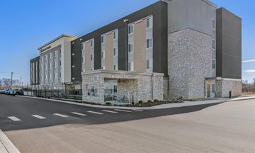 Everhome Suites Rochester Greece