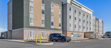 Everhome Suites Rochester Greece Exterior