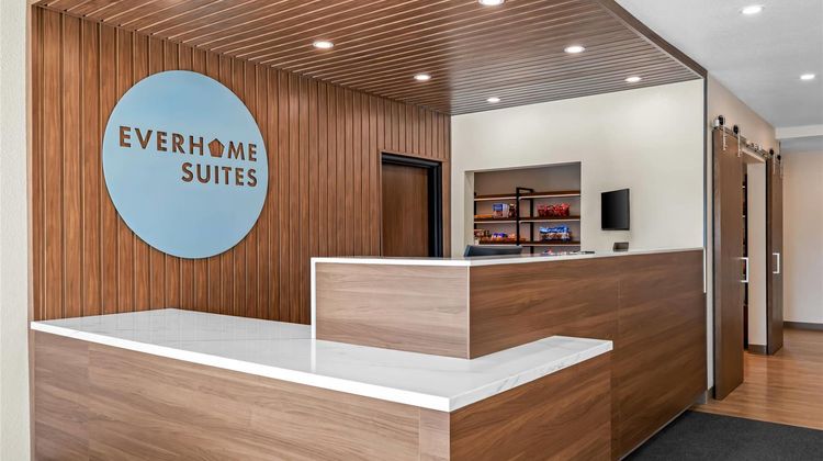 Everhome Suites Rochester Greece Lobby