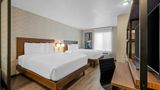 <b>Everhome Suites Rochester Greece Room</b>. Images powered by <a href="https://iceportal.shijigroup.com/" title="IcePortal" target="_blank">IcePortal</a>.