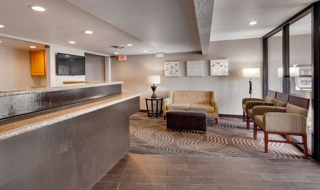 SureStay by Best Western Miles City Lobby