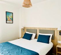 Hotel D'Orbigny Room