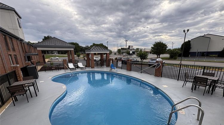 Best Western Spartanburg I-26 Pool