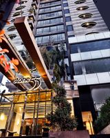 Warwick Stone 55 Hotel