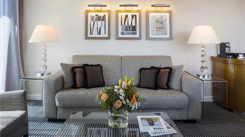 <b>Hotel Warwick Geneva Suite</b>. Images powered by <a href="https://iceportal.shijigroup.com/" title="IcePortal" target="_blank">IcePortal</a>.