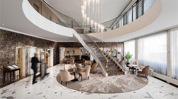 Hotel Warwick Geneva Lobby