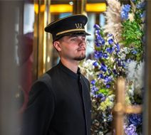 Warwick Paris Lobby