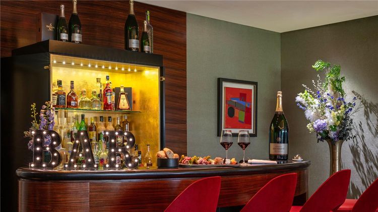 Warwick Paris Restaurant