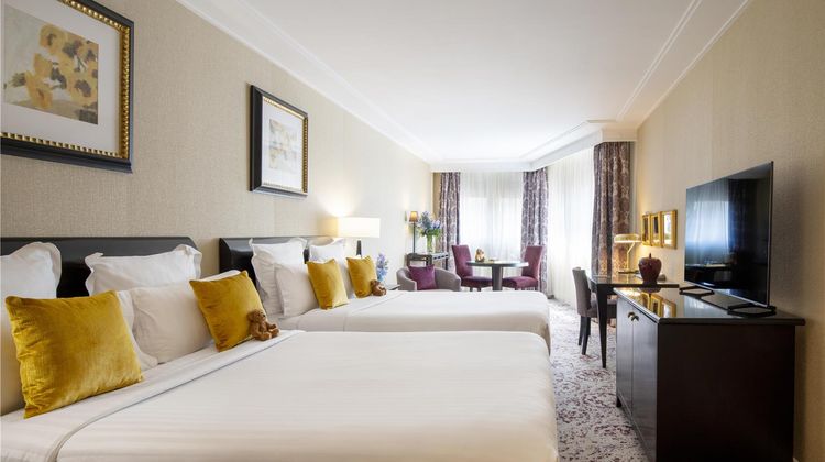 Warwick Paris Restaurant