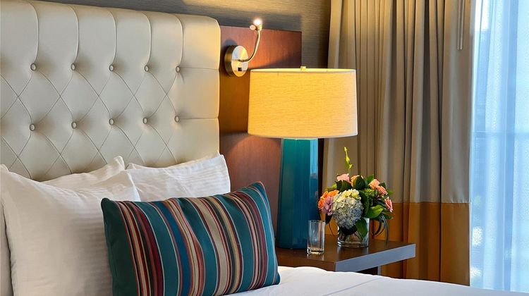 Warwick Seattle Hotel Suite