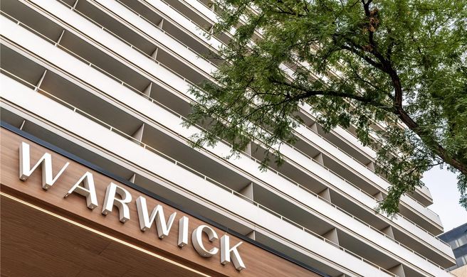 Warwick Denver Hotel Exterior