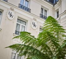 Hotel Westminster Exterior