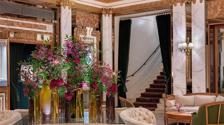 Hotel Westminster Lobby