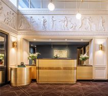 Hotel Barsey by Warwick Lobby
