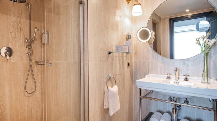 Hotel Barsey by Warwick Room