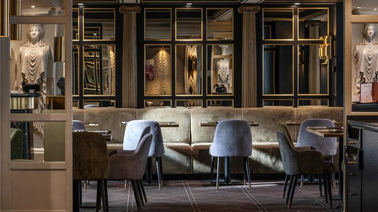 Hotel Barsey by Warwick Restaurant