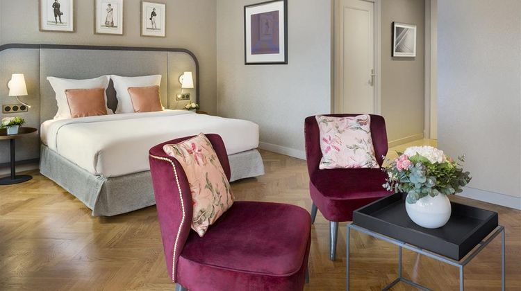 Warwick Reine Astrid - Lyon Room