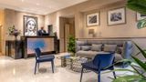 Warwick Reine Astrid - Lyon Lobby