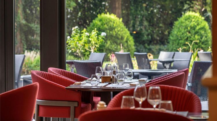 Warwick Reine Astrid - Lyon Restaurant