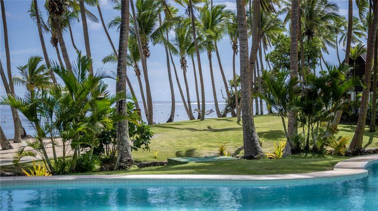 Tambua Sands Beach Resort Pool