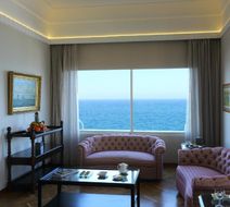 Warwick Palm Beach Hotel Room