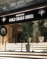 Warwick Palm Beach Hotel