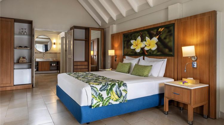 Warwick Le Lagon Resort & Spa Suite