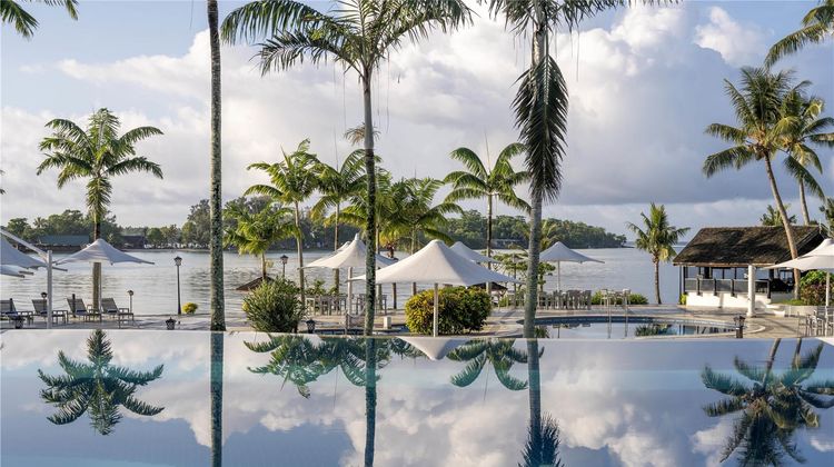 Warwick Le Lagon Resort & Spa Pool