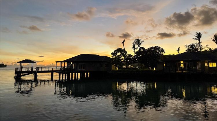 Warwick Le Lagon Resort & Spa Exterior