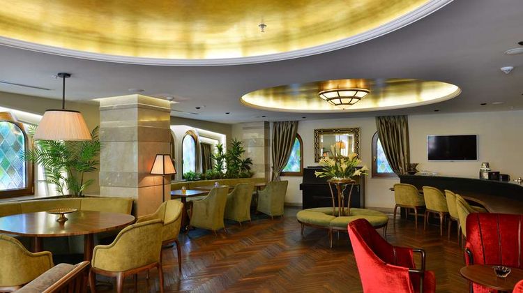 Warwick Ankara Lobby