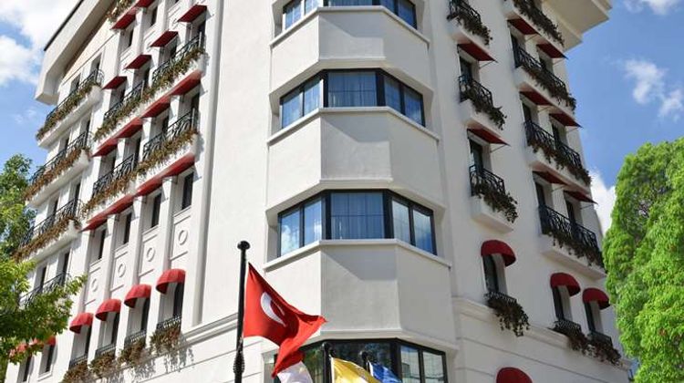 Warwick Ankara Exterior