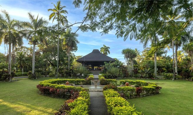 The Naviti Exterior