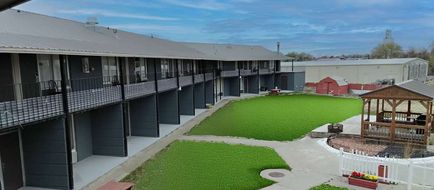 Travelodge by Wyndham Oakley Exterior