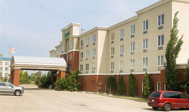 Wingate by Wyndham Fort Saskatchewan Exterior