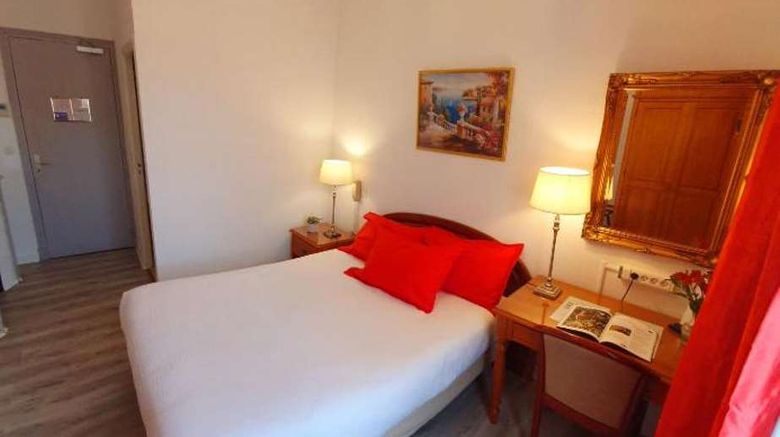 <b>Hotel Richelieu Room</b>. Images powered by <a href="https://iceportal.shijigroup.com/" title="IcePortal" target="_blank">IcePortal</a>.
