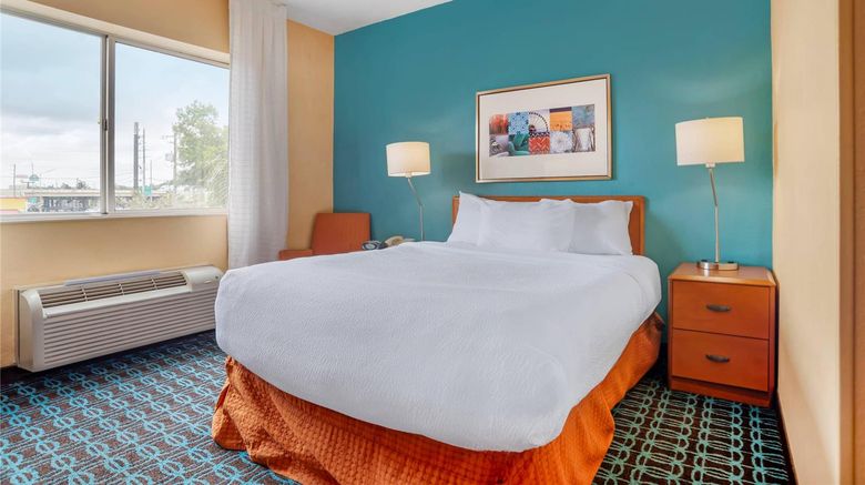 <b>Rodeway Inn Room</b>. Images powered by <a href="https://iceportal.shijigroup.com/" title="IcePortal" target="_blank">IcePortal</a>.