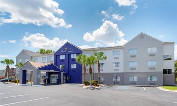 Sleep inn & Suites Pensacola