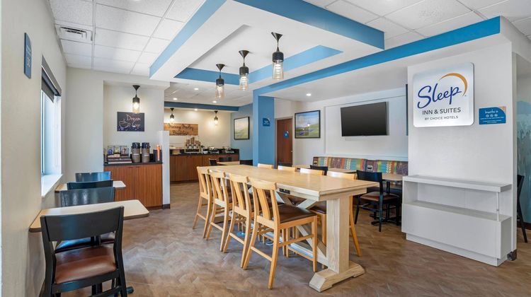 Sleep inn & Suites Pensacola Restaurant