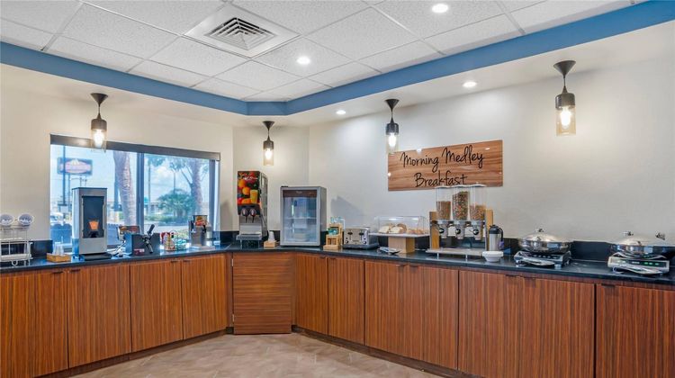 Sleep inn & Suites Pensacola Restaurant