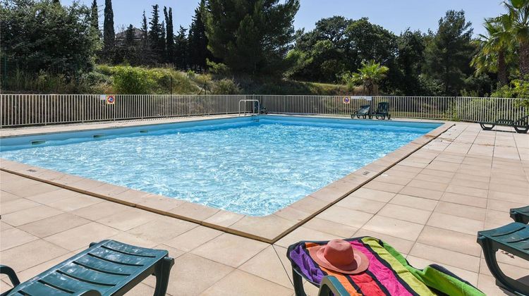 Comfort Aparthotel Six-Fours Pool