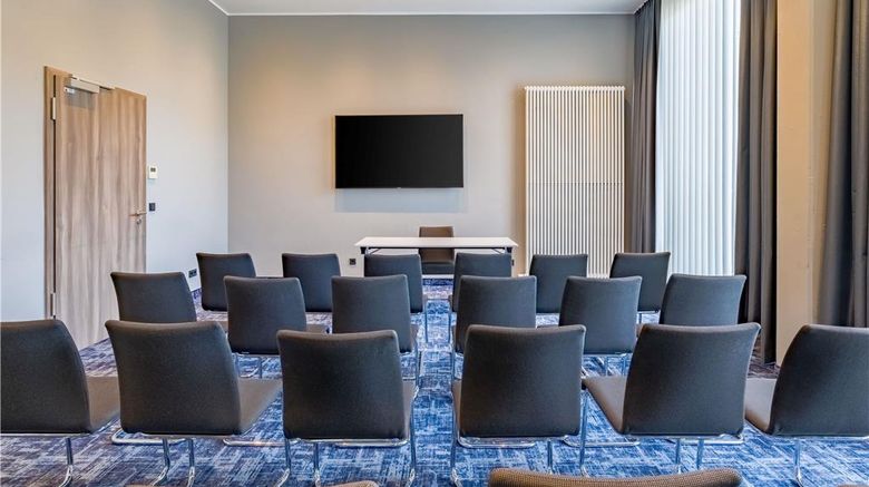<b>Spark by Hilton Wuppertal City Centre Meeting</b>. Images powered by <a href="https://iceportal.shijigroup.com/" title="IcePortal" target="_blank">IcePortal</a>.