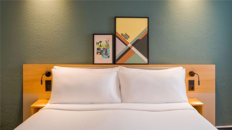 Spark by Hilton Wuppertal City Centre Room