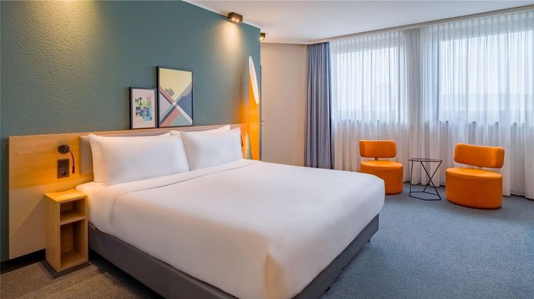Spark by Hilton Wuppertal City Centre Room